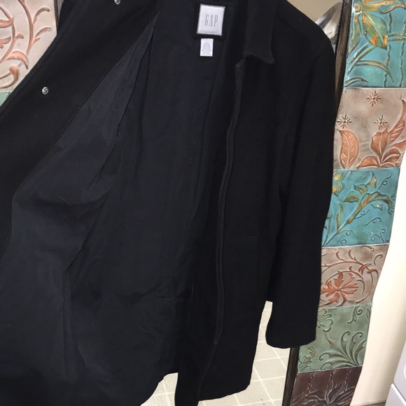 GAP Wool Blend Coat - Picture 11 of 16